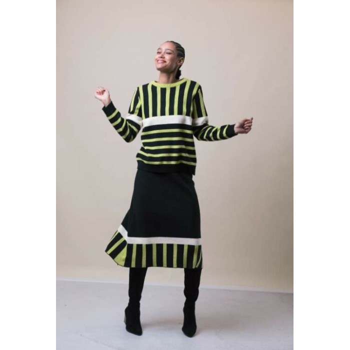 JERSEY RAYAS VERDES Y NEGRAS