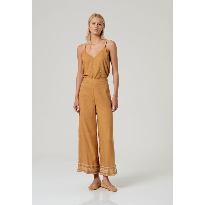 PANTALÓN AMPLIO CON BORDADO...