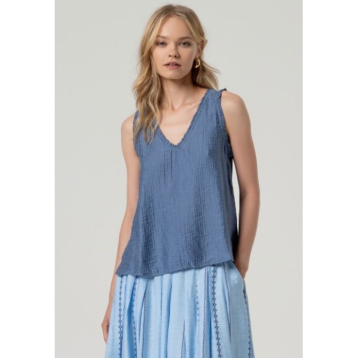 TOP TIRANTE ANCHO EFECTO...