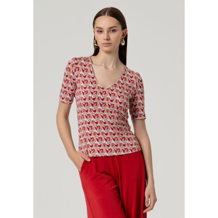 CAMISETA AJUSTADA CON...