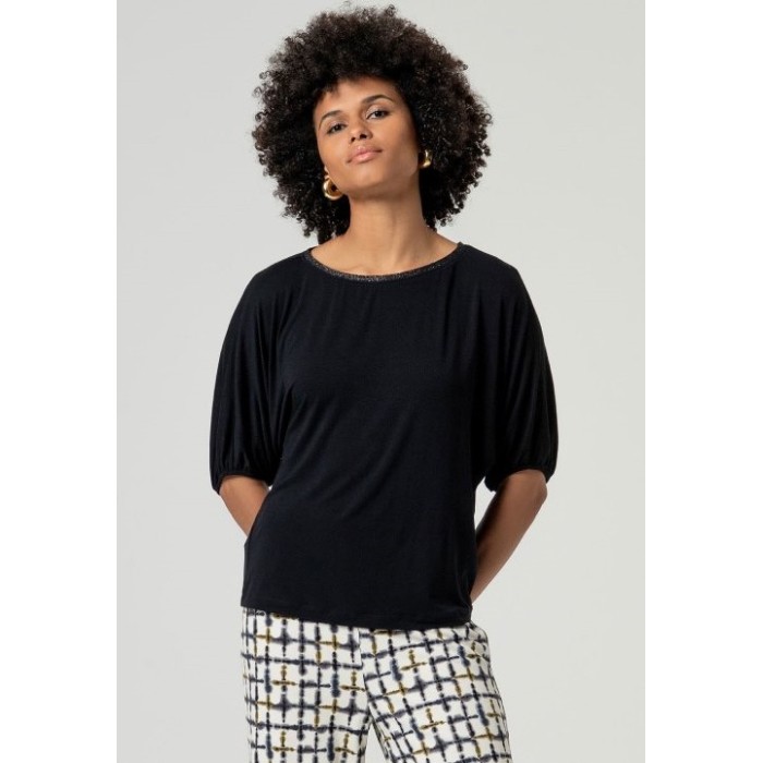 CAMISETA DE MANGA CORTA...