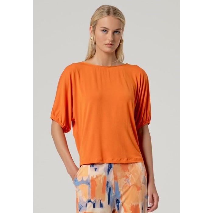 CAMISETA DE MANGA CORTA...