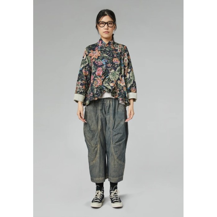 CHAQUETA CON VOLANTE CON...