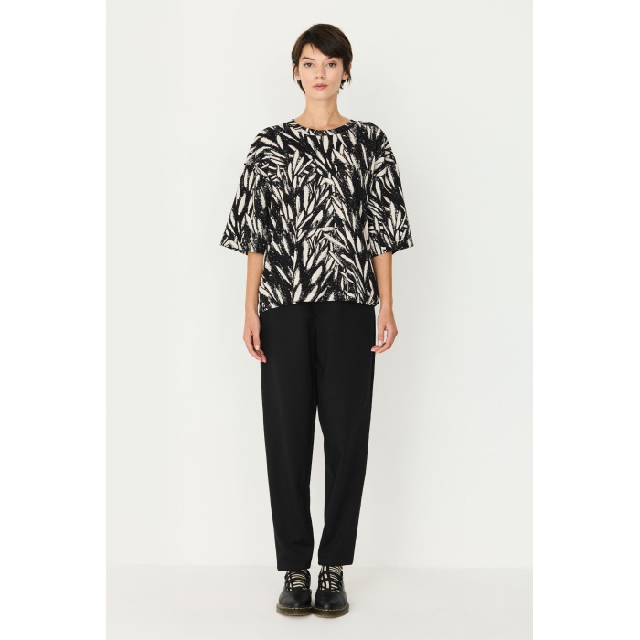 CAMISETA LARIZ GOTS NEGRA
